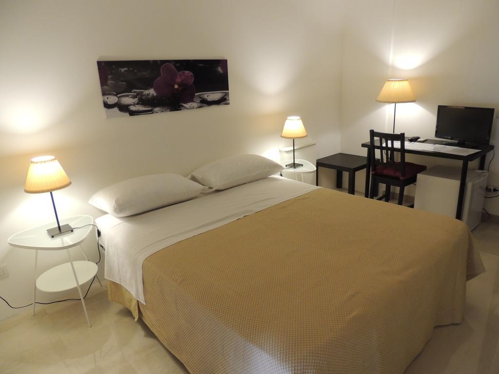Domus Unica Sede 3*
