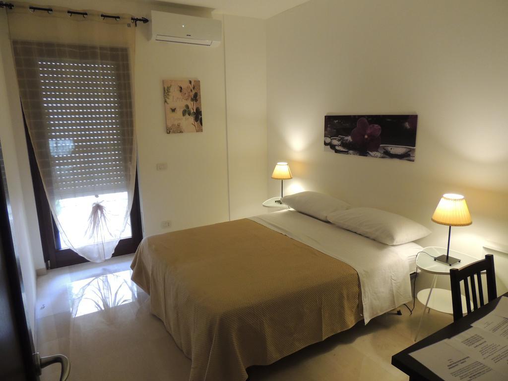 Domus Unica Sede 3*