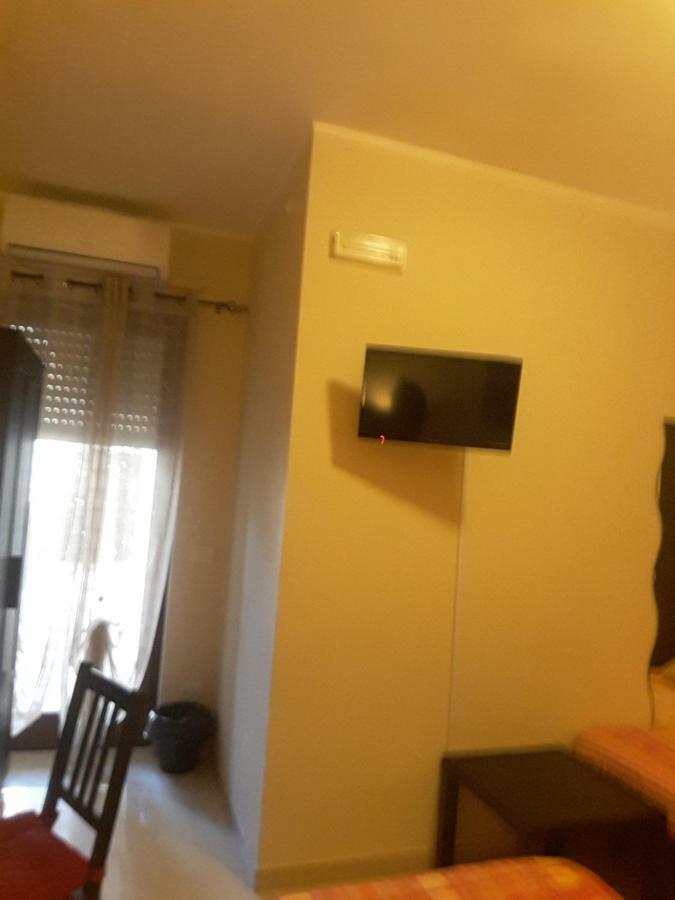 Domus Unica Sede 3* Taranto
